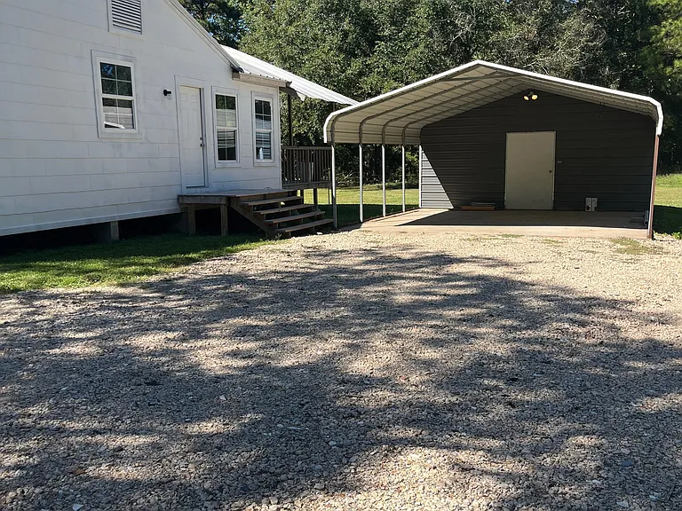 238 Twin Oaks Rd — Photo 3