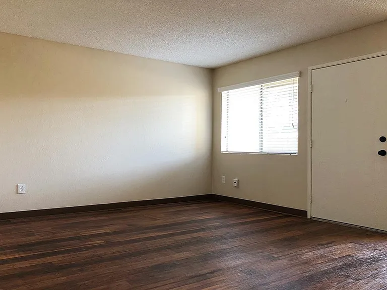 East Orange Village Apartments — Photo 47
