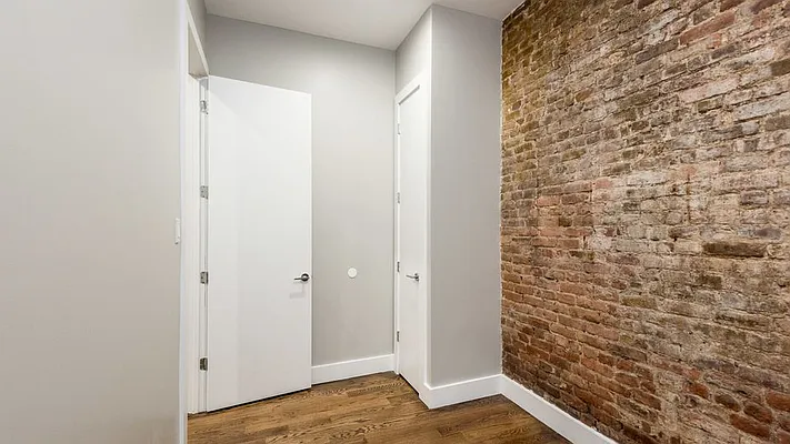 Rented by Nooklyn NYC LLC | media 5