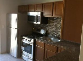 270 Aetna St, Fall River, MA 02721