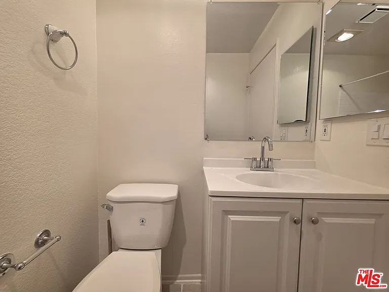 8505 Gulana Ave #4217 — Photo 46