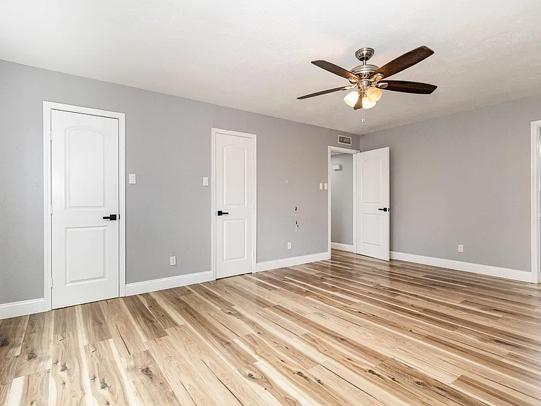 4716 Roberts Dr — Photo 19