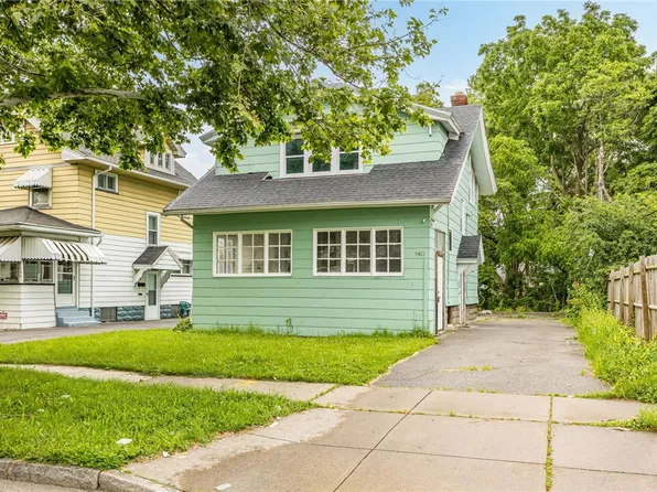 140 Curlew St, Rochester, NY 14613
