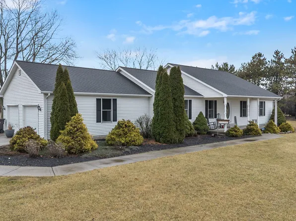 11927 N 600 W, Demotte, IN 46310