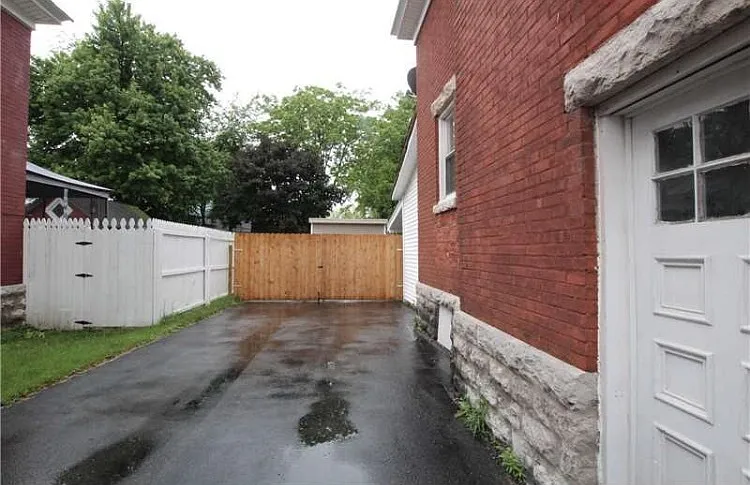 Charming 3-Bedroom Home for Rent in Watertown — Photo 2