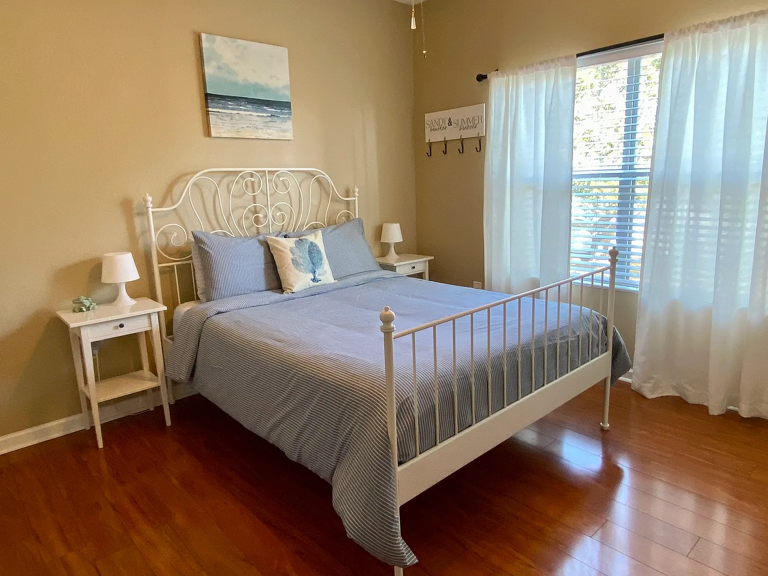 2 bed, 925 sqft, $2,800 — Photo 1