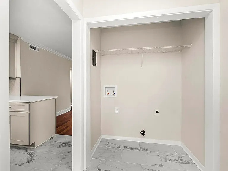 5702 Brentwood Meadows Cir — Photo 16