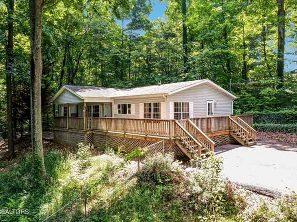 542 Ronald Dr, Strawberry Plains, TN 37871