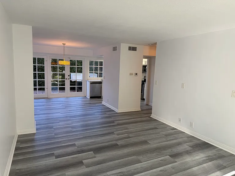 2450 Vista Hogar — Photo 28