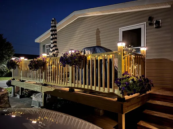 160 Lincoln, Saline, MI 48176
