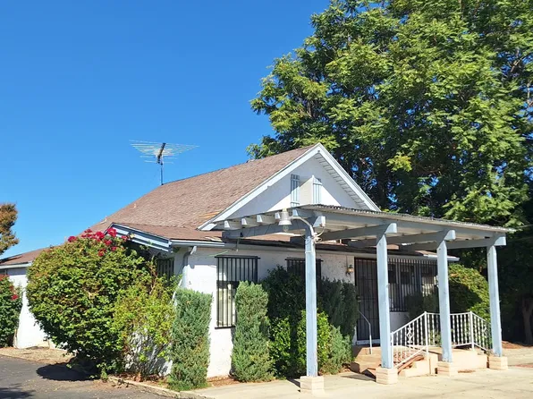 615 N Palm Ave, Hemet, CA 92543