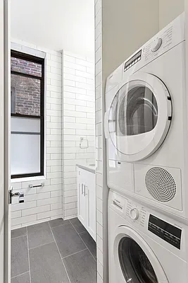 Rented by Cooper & Cooper Real Estate | media 8