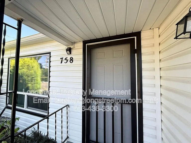 758 Browning Ave S #A — Photo 2