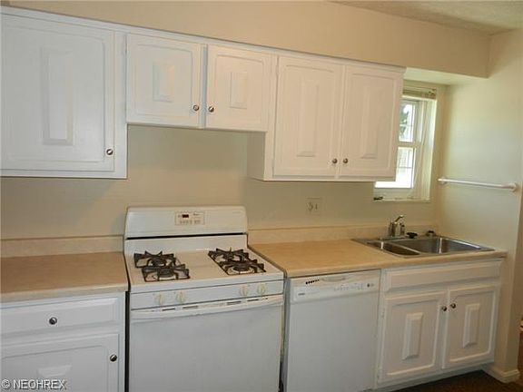 2nd image of 4789 Columbia Rd Unit 205