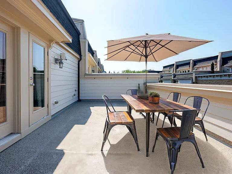 601 Sprintsail Way — Photo 37