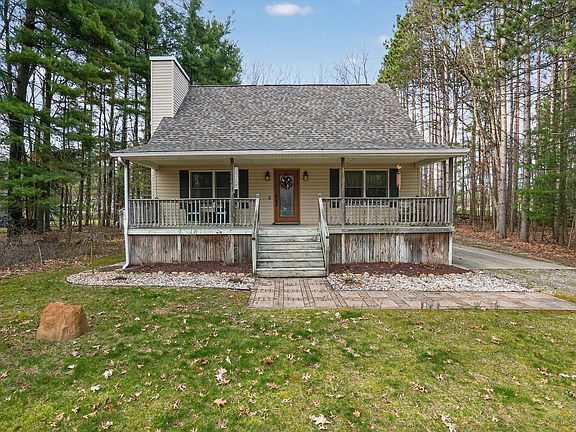 3rd image of 11531 Rutan Cir