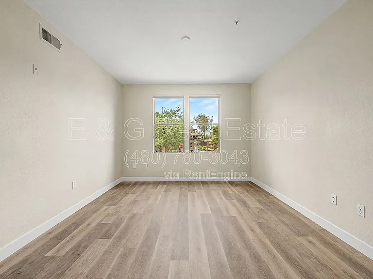 20100 N 78th Pl #2210 — Photo 8