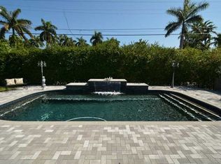 942 Harrison St, Hollywood, FL 33019