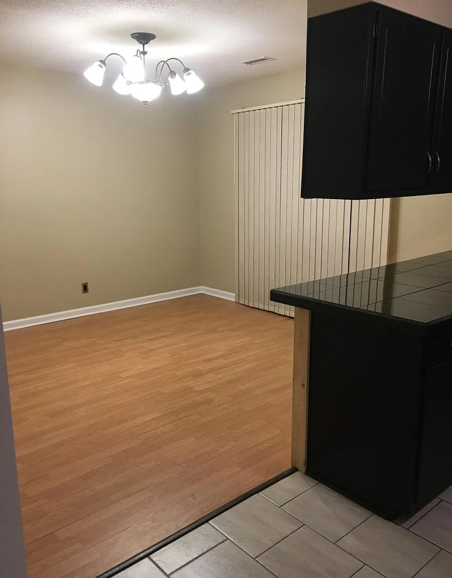 9 Raritan Road — Photo 3