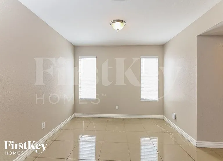 6962 Antell Cir — Photo 12