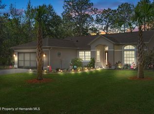 95 Sycamore Cir, Homosassa, FL 34446