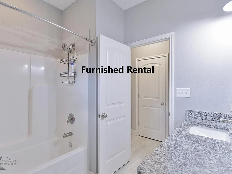 3126 Oakley St — Photo 21