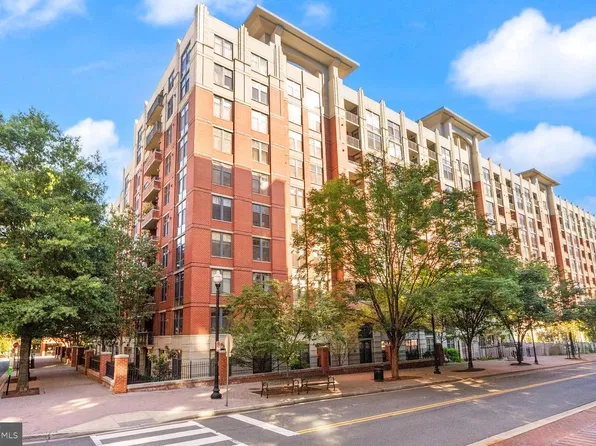 1021 Garfield St #141, Arlington, VA 22201