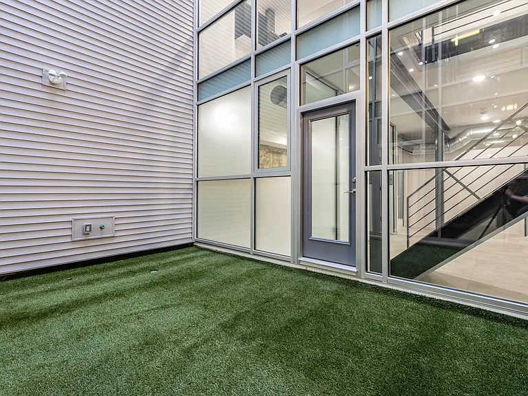1541 N 6th St #1 — Photo 34