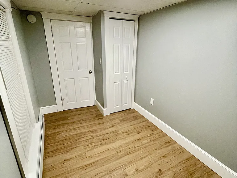 13 Regan St #B — Photo 7