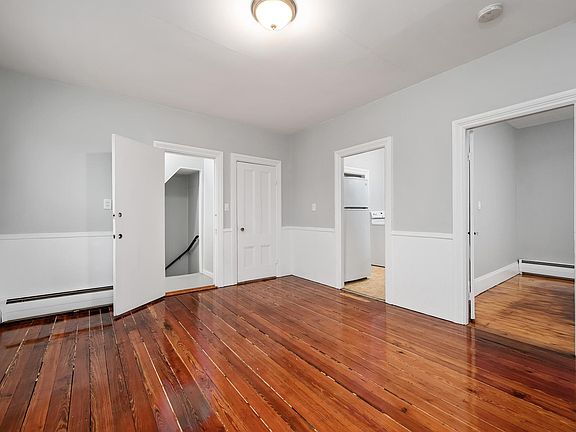 5th image of 20 Central St Floor 2