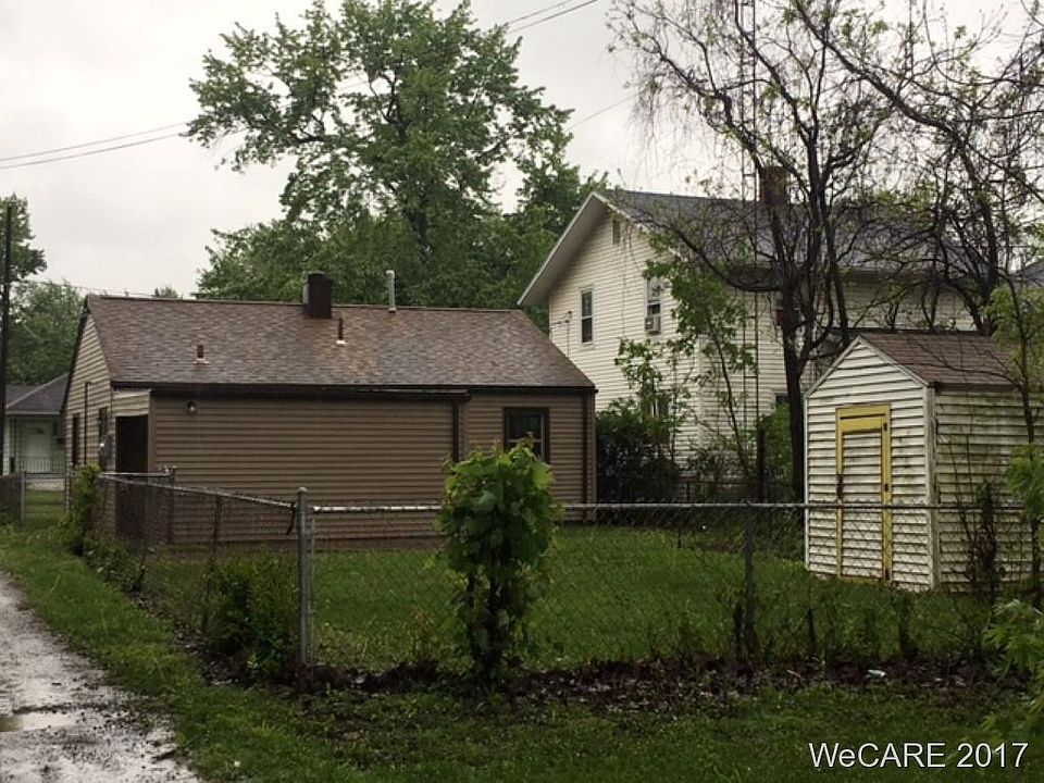 2nd image of 416 Marian Ave