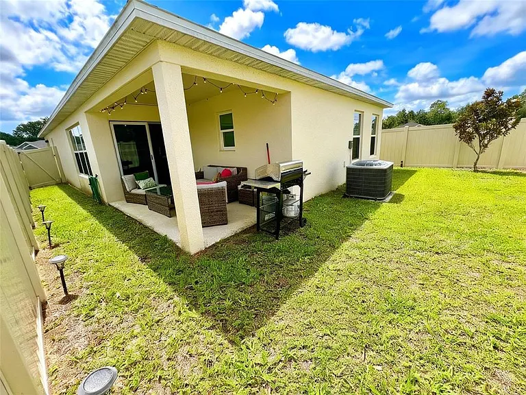 2727 Meadow Stream Way — Photo 15