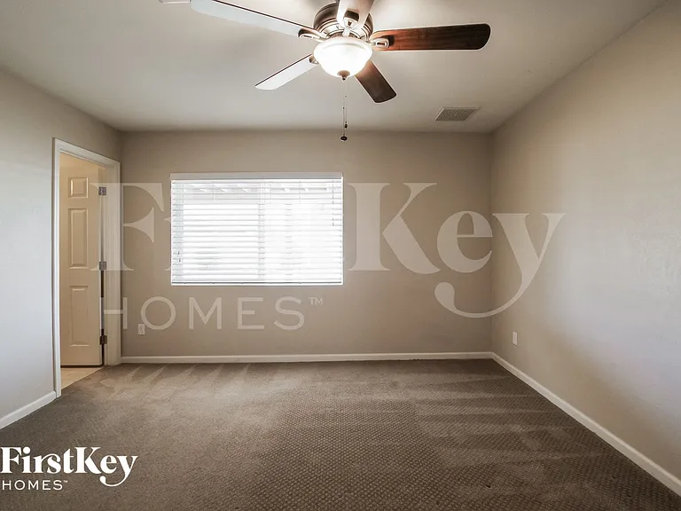 4134 E Campo Bello Dr — Photo 8