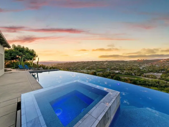 30330 Via Maria Elena, Bonsall, CA 92003