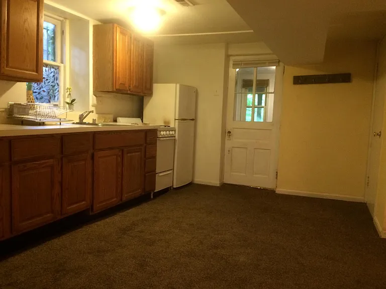 3459 Macomb St NW — Photo 2