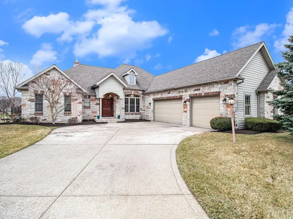 18013 Erin Ct, South Bend, IN 46637