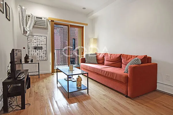 Rented by Coda Real Estate NYC | media 10