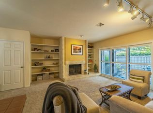 270 W Rumble Rd APT C, Modesto, CA 95350