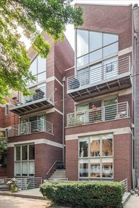 854 N Marshfield Ave APT 3N, Chicago, IL, 60622