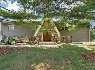 5296 Ripp Rd, Middleton, WI 53562