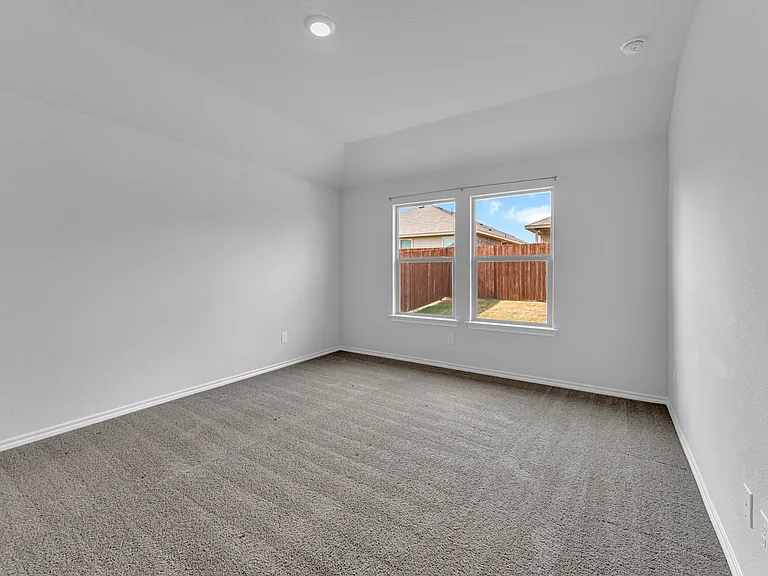 708 Basteen Ln — Photo 16