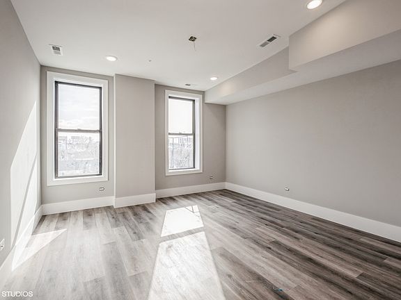 2nd image of 639 W 18th St #2R