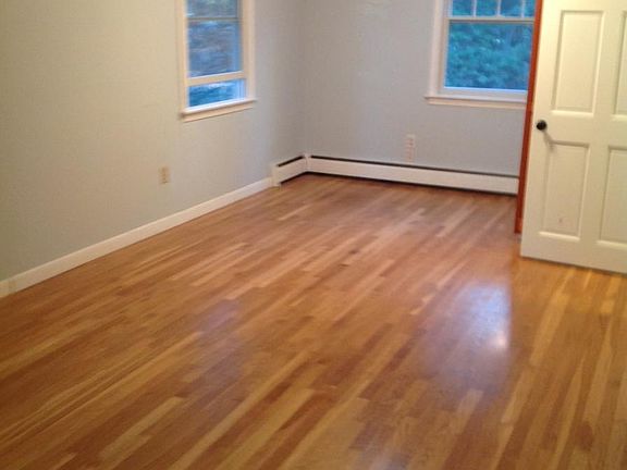 5th image of 17 Kimberly Dr