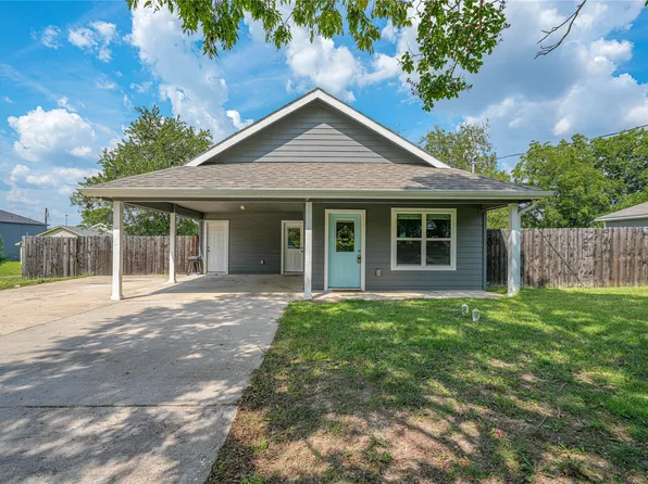 1228 Jones St, Greenville, TX 75401