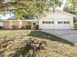 202 Buckskin Dr, Warner Robins, GA 31088