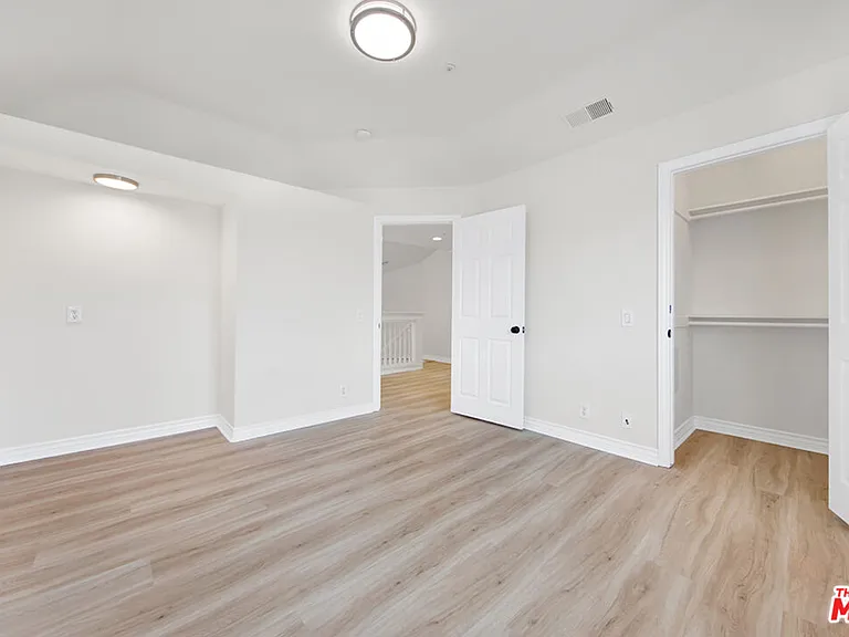 5532 Angelus Ave — Photo 15