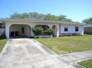 822 Angle St NE, Palm Bay, FL 32905