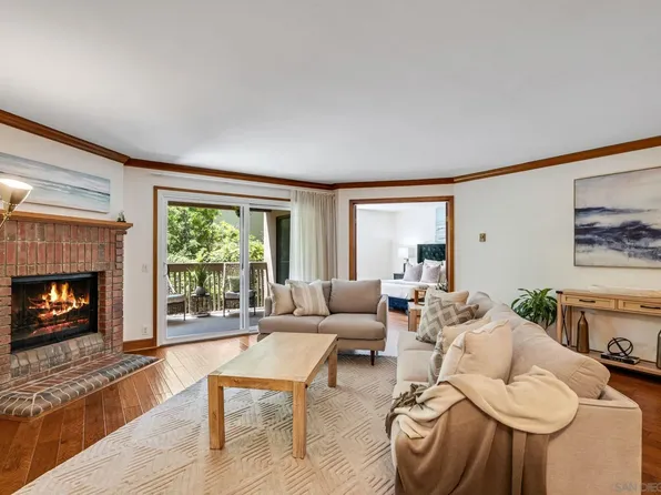 8850 Villa La Jolla Dr Unit 207, La Jolla, CA 92037