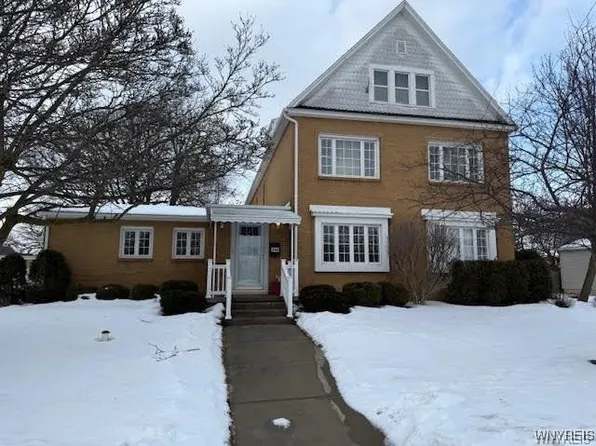 144 Warsaw St, Buffalo, NY 14218