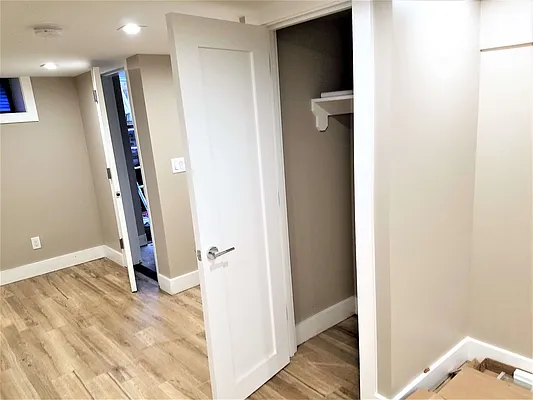 Rented by The Hamilton Group | media 22